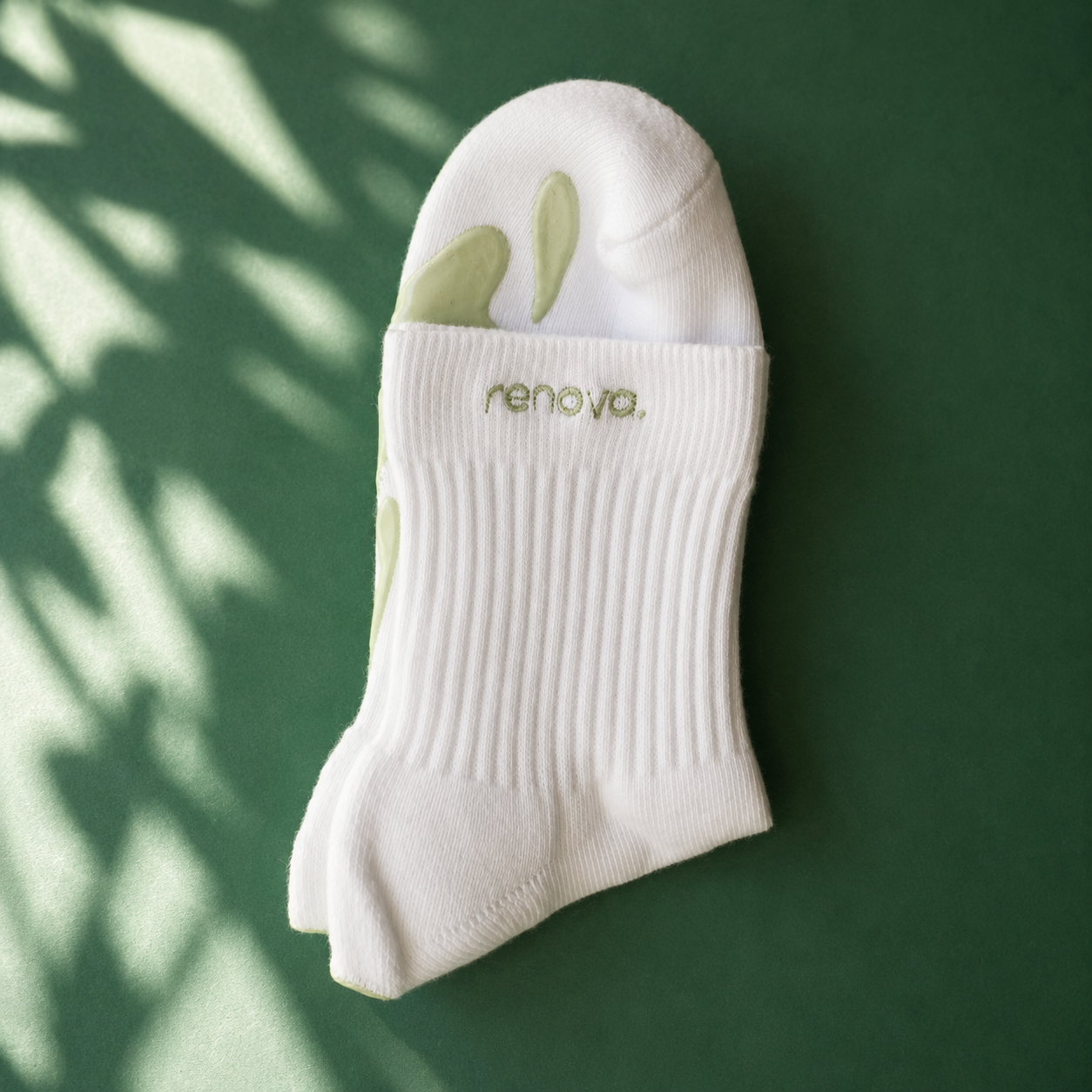 Grip Socks "Sage Green Pattern"